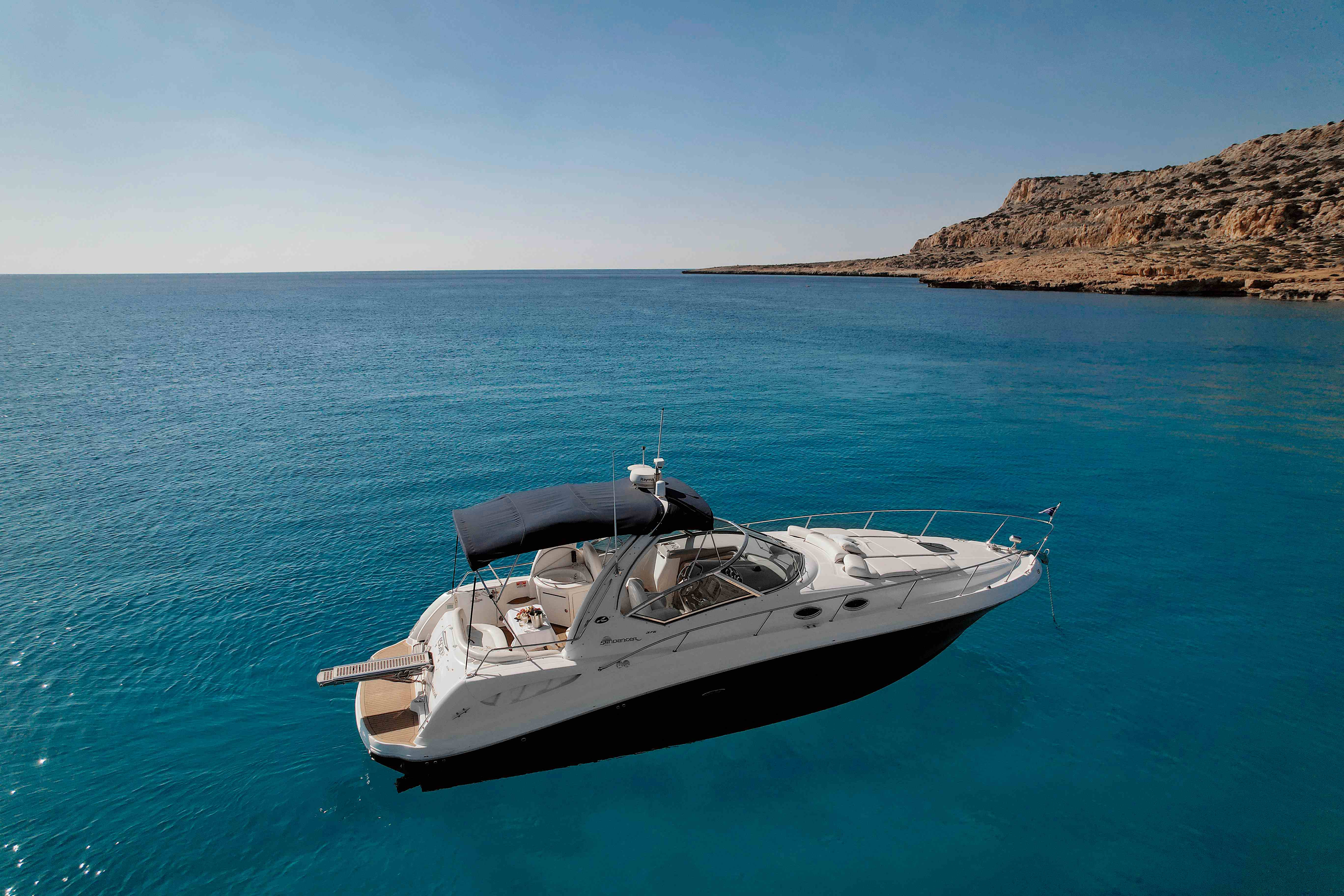 Sea Ray 375