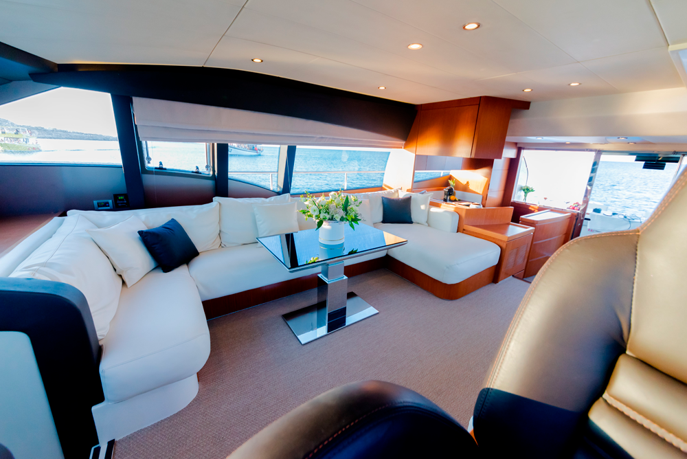 Ferretti 592 photo 13