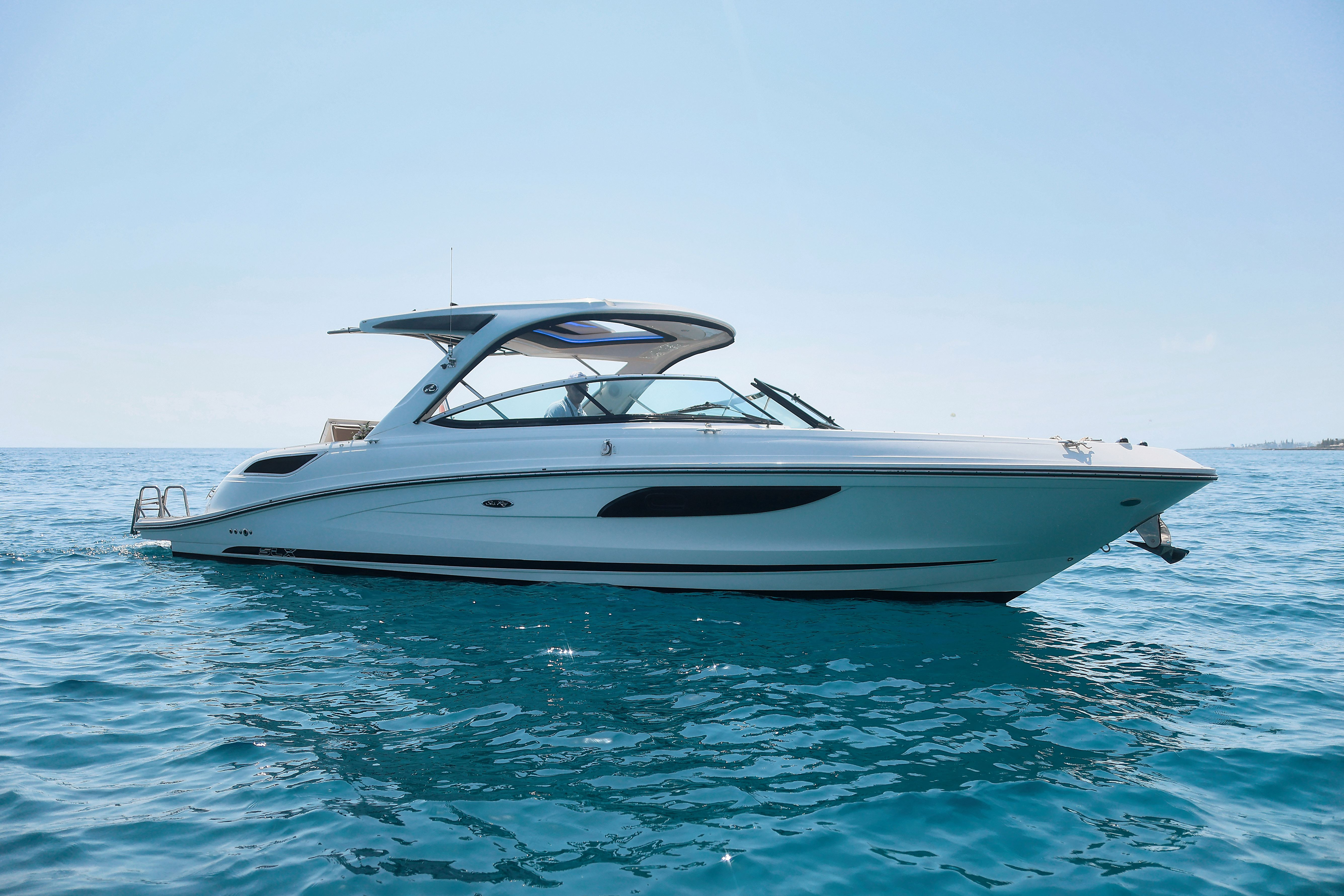 Sea Ray 350 SLX