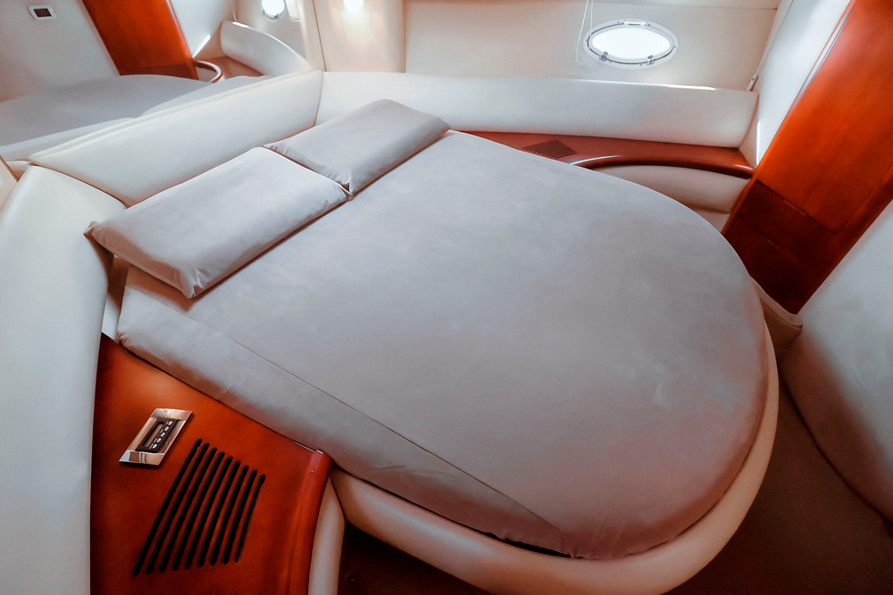 Azimut 42 photo 16
